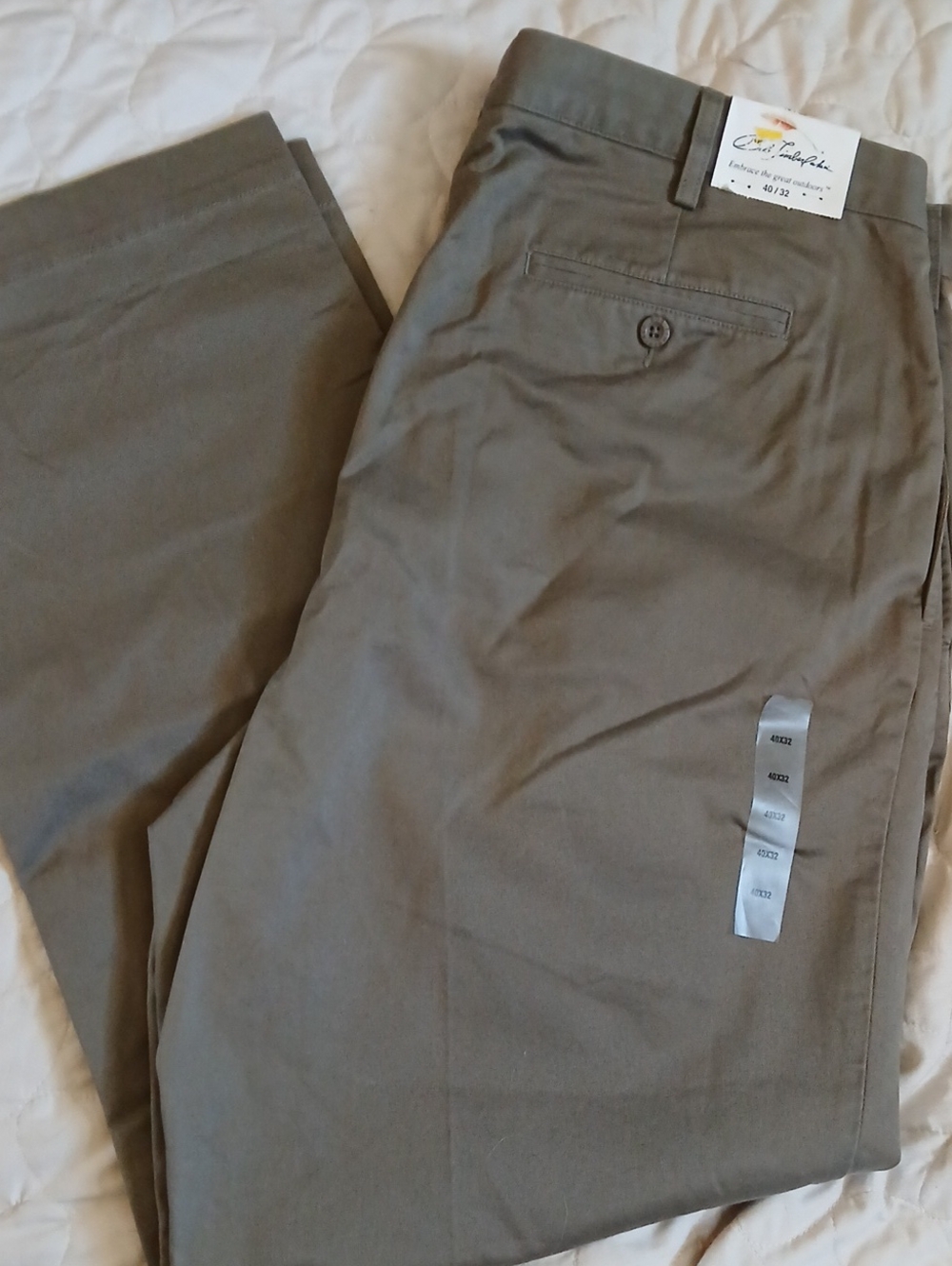 Men's Classic Chino Pants - Olive/Tan